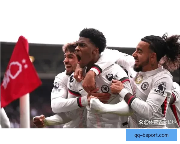 哈兰德力压群雄蝉联英超金靴续写传奇之路