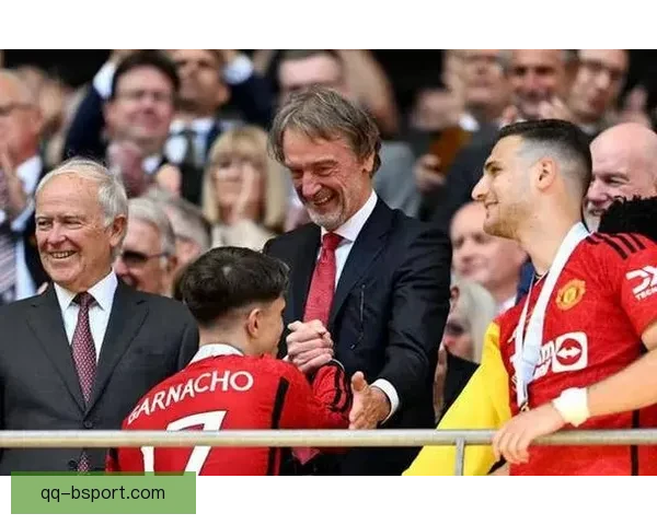 曼联因战绩不佳裁减250名行政人员 提升球队运营效率