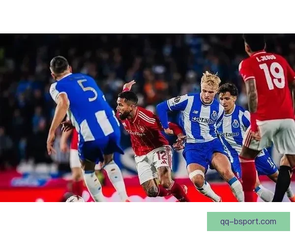 桑托斯降级后解雇费尔南德斯聘请卡里莱带队征战巴乙新赛季